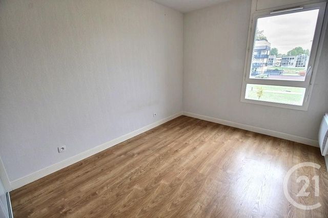 Appartement F3 &agrave; louer - 3 pi&egrave;ces - 65,48 m2 - Bruges - 33 - AQUITAINE
