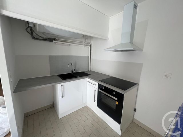 Appartement F2 &agrave; louer - 2 pi&egrave;ces - 46,57 m2 - Merignac - 33 - AQUITAINE