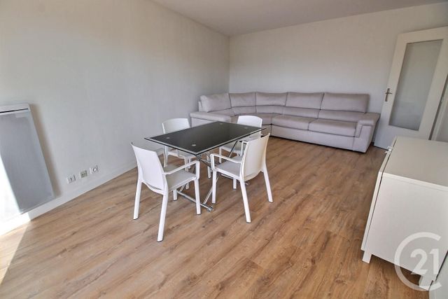 Appartement F2 &agrave; louer - 2 pi&egrave;ces - 49,29 m2 - Bordeaux - 33 - AQUITAINE