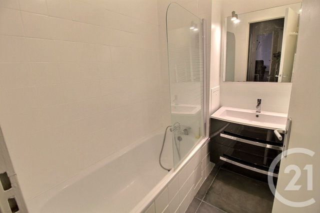 Appartement F3 &agrave; louer - 3 pi&egrave;ces - 62,50 m2 - Merignac - 33 - AQUITAINE