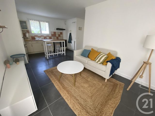 Appartement F4 à louer - 4 pièces - 81,81 m2 - Cergy - 95 - ILE-DE-FRANCE