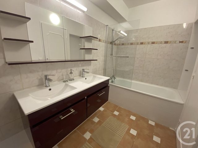 Appartement F4 à louer - 4 pièces - 81,81 m2 - Cergy - 95 - ILE-DE-FRANCE