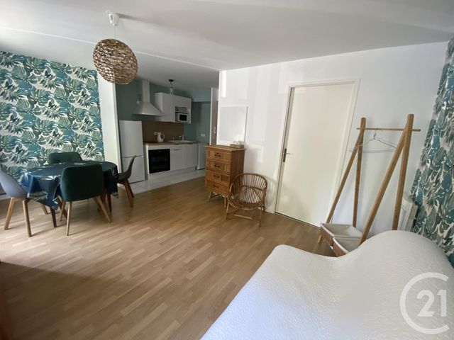 Appartement Studio &agrave; louer - 1 pi&egrave;ce - 27 m2 - Vaureal - 95 - ILE-DE-FRANCE