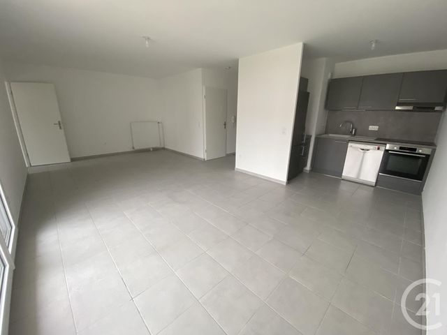 Appartement F2 &agrave; louer - 2 pi&egrave;ces - 56,35 m2 - Jouy Le Moutier - 95 - ILE-DE-FRANCE