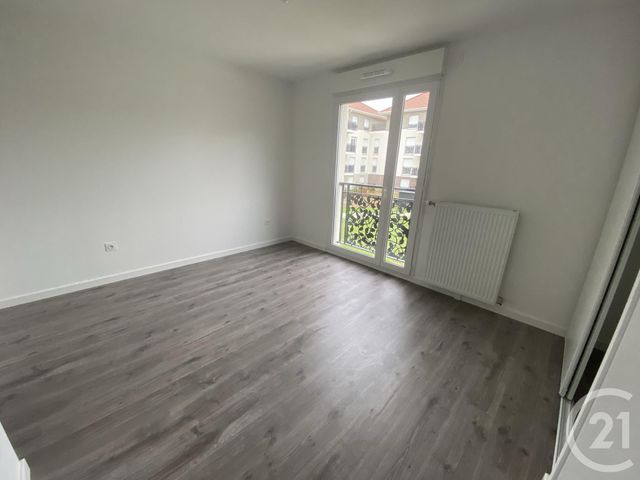Appartement F2 &agrave; louer - 2 pi&egrave;ces - 56,35 m2 - Jouy Le Moutier - 95 - ILE-DE-FRANCE