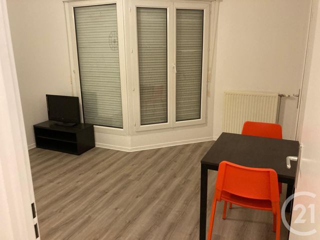 Appartement F1 &agrave; louer - 1 pi&egrave;ce - 25,19 m2 - Cergy - 95 - ILE-DE-FRANCE