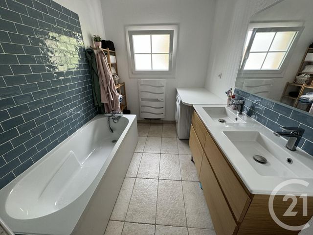 Maison &agrave; louer - 6 pi&egrave;ces - 146,41 m2 - Cergy - 95 - ILE-DE-FRANCE