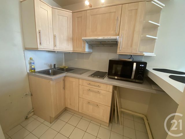 Appartement F1 &agrave; louer - 1 pi&egrave;ce - 27,56 m2 - Cergy - 95 - ILE-DE-FRANCE