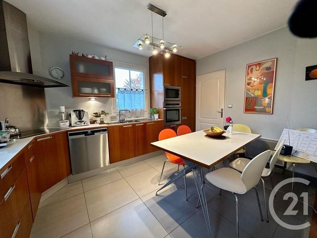 Maison à vendre - 8 pièces - 187 m2 - Cergy - 95 - ILE-DE-FRANCE