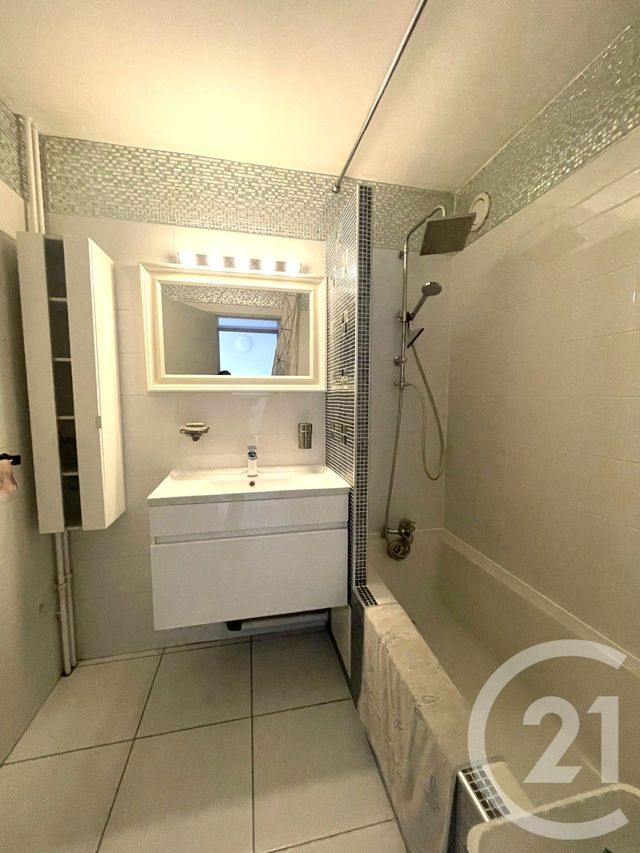 Appartement F4 à louer - 4 pièces - 76,97 m2 - Cergy - 95 - ILE-DE-FRANCE