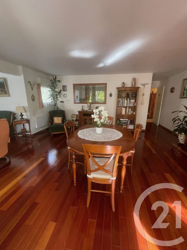 Appartement à vendre - 4 pièces - 112,20 m2 - Cergy - 95 - ILE-DE-FRANCE