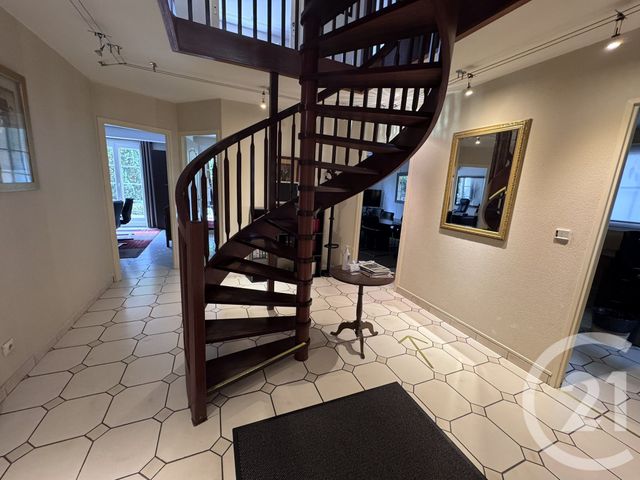 Maison à vendre - 7 pièces - 234 m2 - Cergy - 95 - ILE-DE-FRANCE