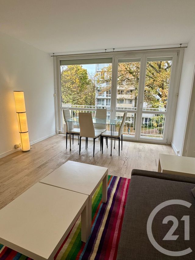 Appartement F4 à louer - 4 pièces - 82 m2 - Cergy - 95 - ILE-DE-FRANCE