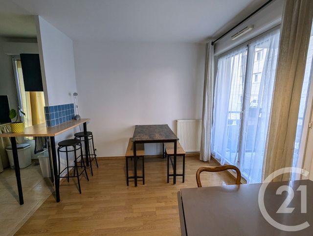 Appartement &agrave; louer - 3 pi&egrave;ces - 63 m2 - Cergy - 95 - ILE-DE-FRANCE