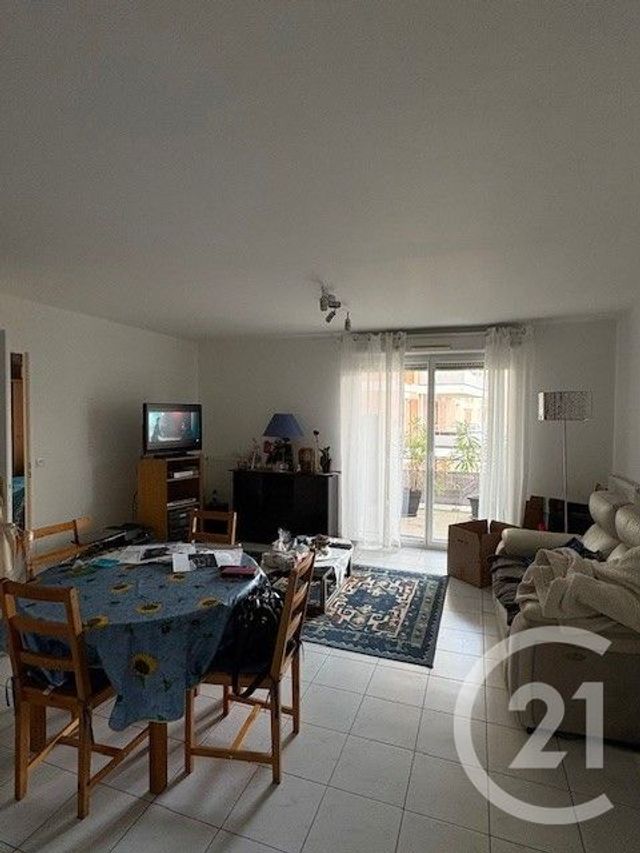 Appartement &agrave; louer - 2 pi&egrave;ces - 44,97 m2 - Cergy - 95 - ILE-DE-FRANCE