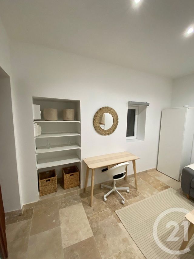 Appartement Studio &agrave; louer - 1 pi&egrave;ce - 18 m2 - Cergy - 95 - ILE-DE-FRANCE