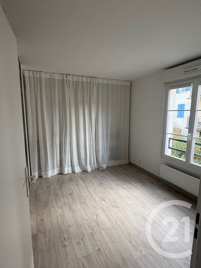 Appartement &agrave; louer - 3 pi&egrave;ces - 65 m2 - Cergy - 95 - ILE-DE-FRANCE