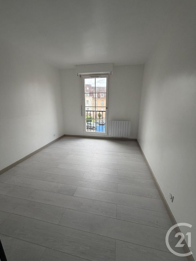 Appartement &agrave; vendre - 4 pi&egrave;ces - 87,02 m2 - Cergy - 95 - ILE-DE-FRANCE