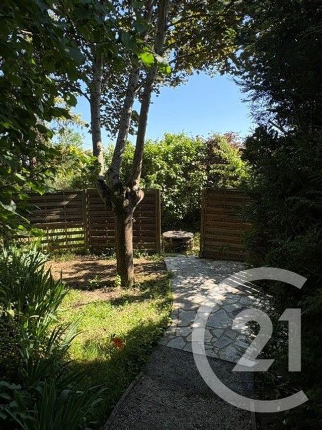 Appartement &agrave; louer - 2 pi&egrave;ces - 30 m2 - Cergy - 95 - ILE-DE-FRANCE