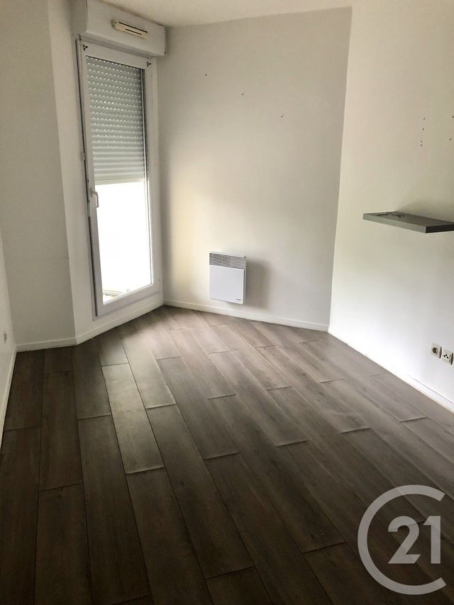 Appartement &agrave; louer - 2 pi&egrave;ces - 44,39 m2 - Cergy - 95 - ILE-DE-FRANCE
