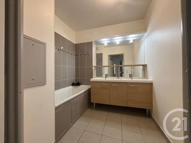 Appartement F3 &agrave; vendre - 3 pi&egrave;ces - 62,70 m2 - Eragny Sur Oise - 95 - ILE-DE-FRANCE