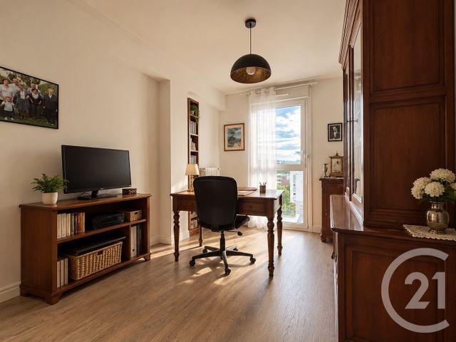 Appartement F5 &agrave; vendre - 5 pi&egrave;ces - 95,77 m2 - Cergy - 95 - ILE-DE-FRANCE