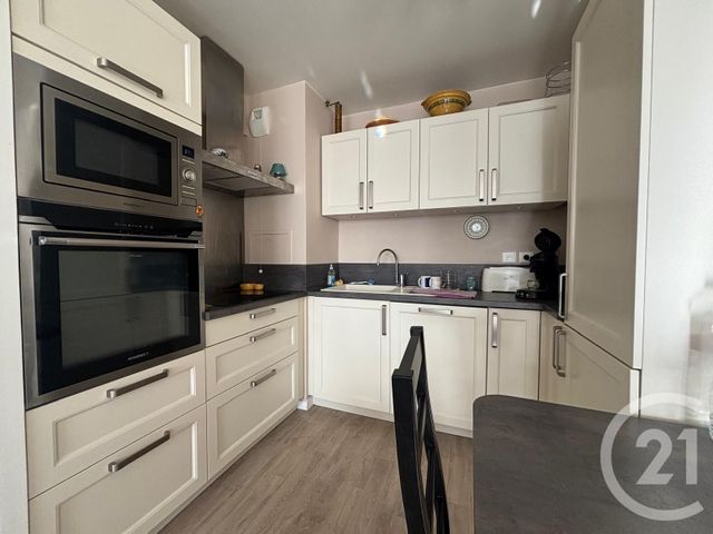 Appartement F5 &agrave; vendre - 5 pi&egrave;ces - 95,77 m2 - Cergy - 95 - ILE-DE-FRANCE
