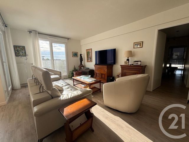 Appartement F5 &agrave; vendre - 5 pi&egrave;ces - 95,77 m2 - Cergy - 95 - ILE-DE-FRANCE