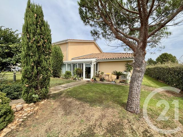 Maison à vendre - 4 pièces - 99,56 m2 - St Gilles - 30 - LANGUEDOC-ROUSSILLON