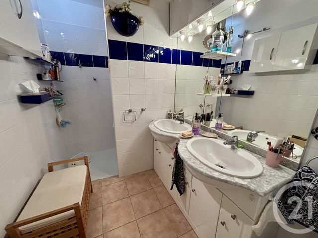 Maison à vendre - 4 pièces - 99,56 m2 - St Gilles - 30 - LANGUEDOC-ROUSSILLON