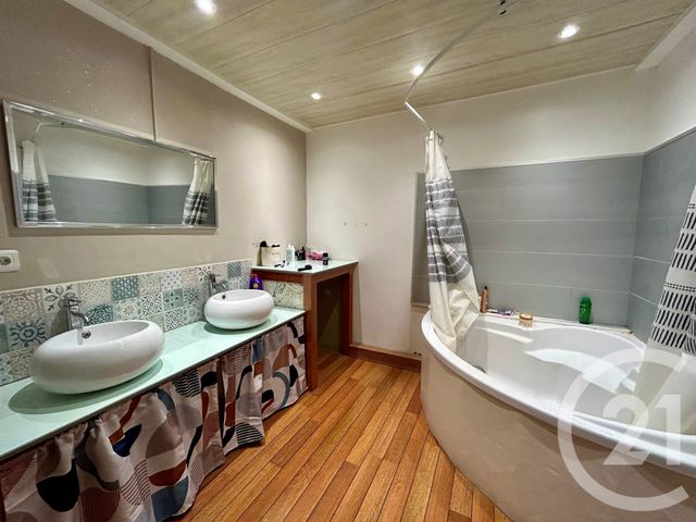 Appartement F4 &agrave; vendre - 4 pi&egrave;ces - 108,89 m2 - Aimargues - 30 - LANGUEDOC-ROUSSILLON