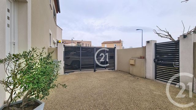 Maison &agrave; vendre - 4 pi&egrave;ces - 98 m2 - St Gilles - 30 - LANGUEDOC-ROUSSILLON