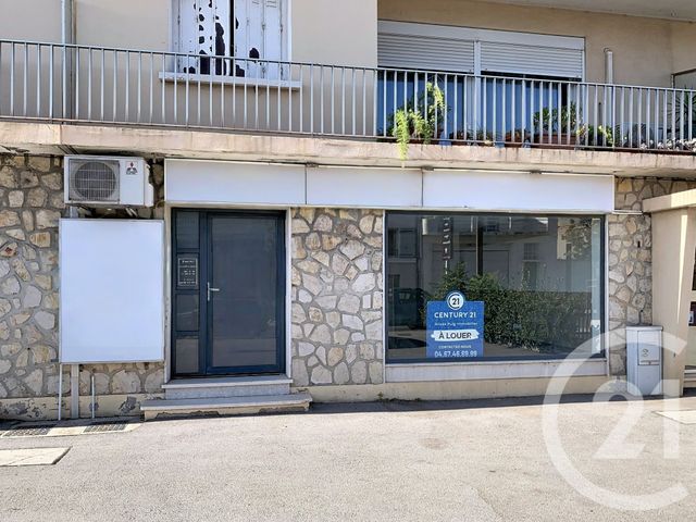 Local commercial à louer - 77.62 m2 - 34 - Herault
