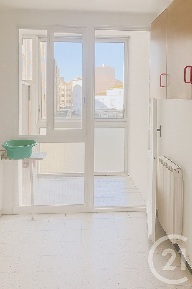 Appartement F3 à louer - 3 pièces - 56,55 m2 - Sete - 34 - LANGUEDOC-ROUSSILLON