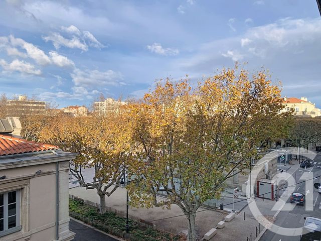 Appartement F4 &agrave; louer - 4 pi&egrave;ces - 100,40 m2 - Sete - 34 - LANGUEDOC-ROUSSILLON