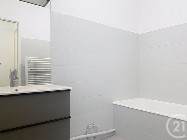 Appartement F2 &agrave; louer - 2 pi&egrave;ces - 46,08 m2 - Sete - 34 - LANGUEDOC-ROUSSILLON