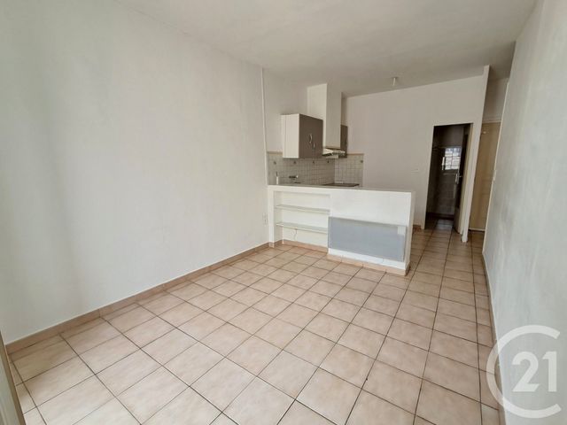 Appartement F2 &agrave; louer - 2 pi&egrave;ces - 40,55 m2 - Meze - 34 - LANGUEDOC-ROUSSILLON