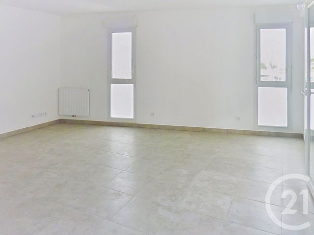 Appartement F3 &agrave; louer - 3 pi&egrave;ces - 63,40 m2 - Sete - 34 - LANGUEDOC-ROUSSILLON