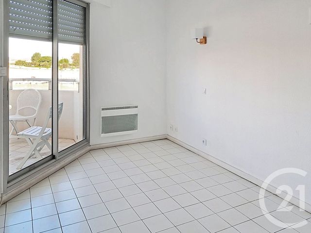 Appartement F3 &agrave; louer - 3 pi&egrave;ces - 62,90 m2 - Sete - 34 - LANGUEDOC-ROUSSILLON