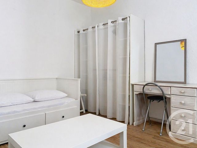 Appartement F2 &agrave; louer - 2 pi&egrave;ces - 25,70 m2 - Sete - 34 - LANGUEDOC-ROUSSILLON