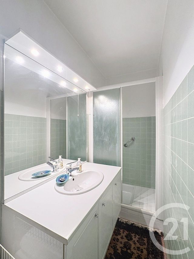 Appartement F3 &agrave; vendre - 3 pi&egrave;ces - 114 m2 - Cannes - 06 - PROVENCE-ALPES-COTE-D-AZUR