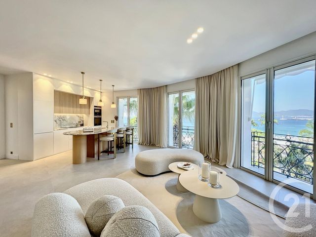 Appartement F4 à vendre - 4 pièces - 131,34 m2 - Cannes - 06 - PROVENCE-ALPES-COTE-D-AZUR