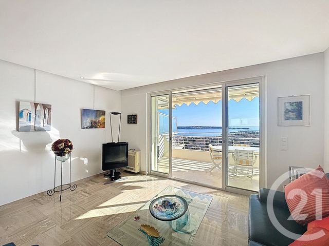Appartement F2 &agrave; vendre - 2 pi&egrave;ces - 67 m2 - Cannes - 06 - PROVENCE-ALPES-COTE-D-AZUR