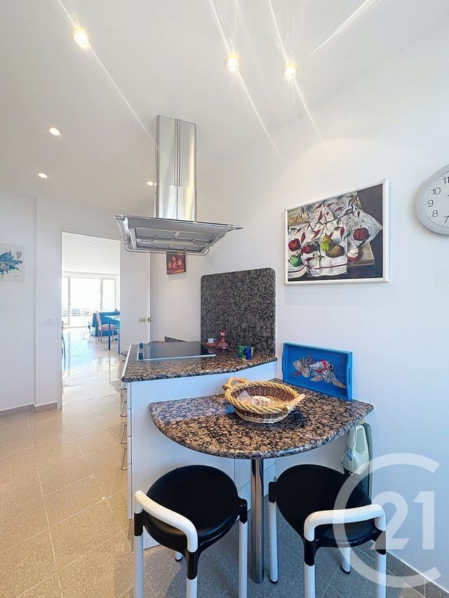 Appartement F2 &agrave; vendre - 2 pi&egrave;ces - 67 m2 - Cannes - 06 - PROVENCE-ALPES-COTE-D-AZUR