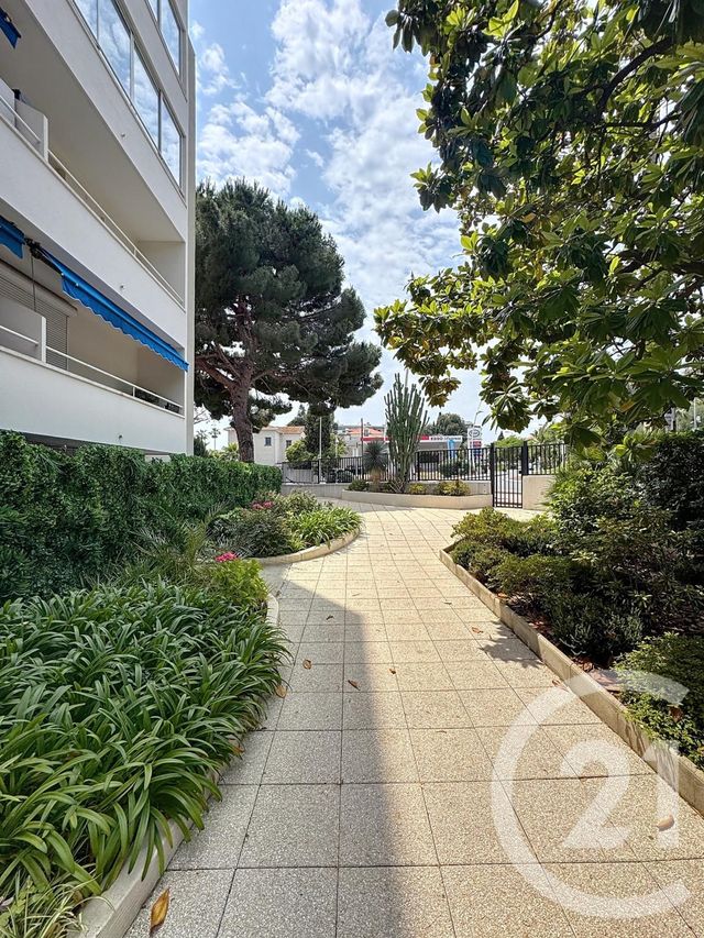 Appartement F5 à vendre - 5 pièces - 118 m2 - Cannes - 06 - PROVENCE-ALPES-COTE-D-AZUR