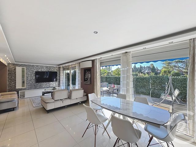 Appartement F5 à vendre - 5 pièces - 118 m2 - Cannes - 06 - PROVENCE-ALPES-COTE-D-AZUR
