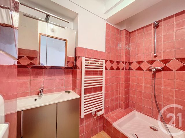 Appartement F2 &agrave; louer - 2 pi&egrave;ces - 40 m2 - Valbonne - 06 - PROVENCE-ALPES-COTE-D-AZUR