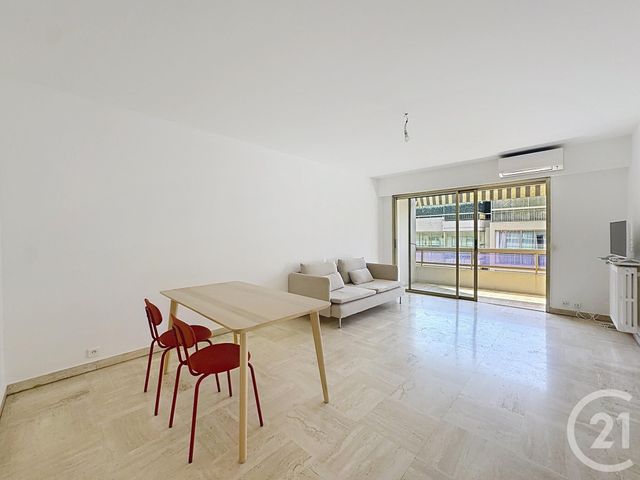 Appartement F3 &agrave; vendre - 3 pi&egrave;ces - 80 m2 - Cannes - 06 - PROVENCE-ALPES-COTE-D-AZUR