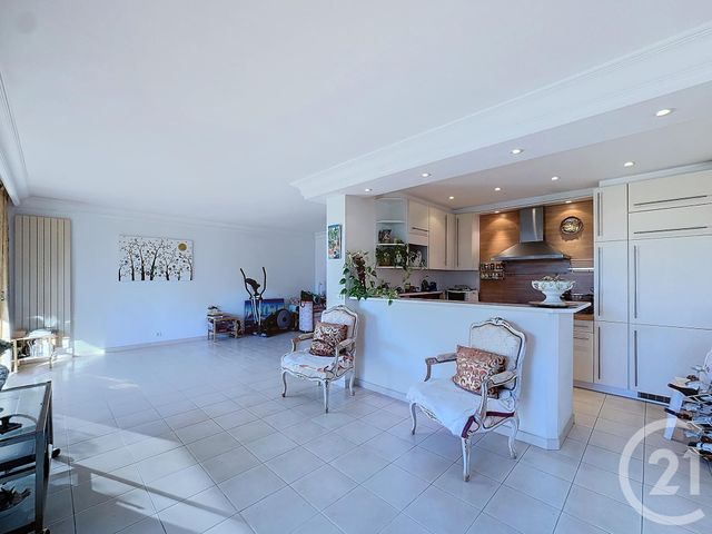 Appartement F3 à vendre - 3 pièces - 78,36 m2 - Cannes - 06 - PROVENCE-ALPES-COTE-D-AZUR