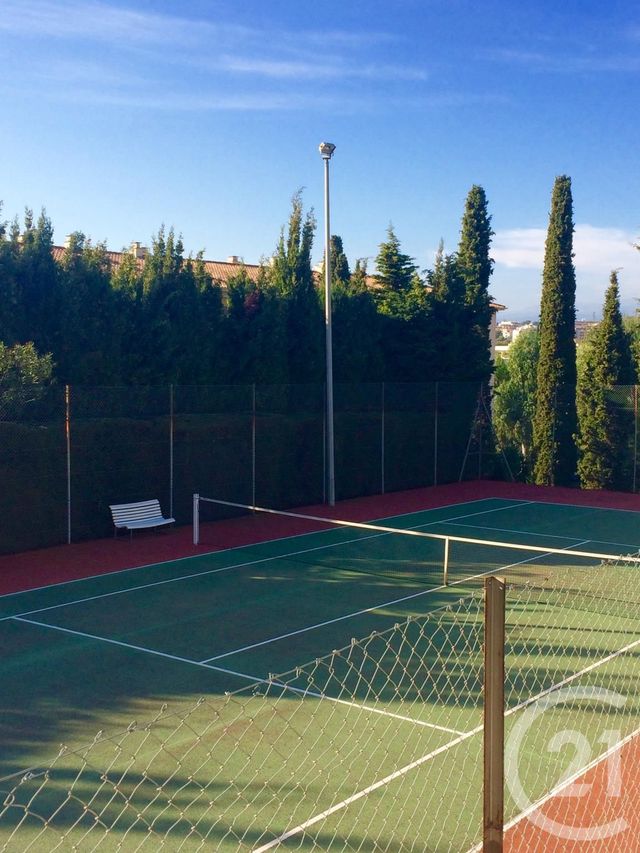 Appartement F2 à vendre - 2 pièces - 68,54 m2 - Cannes - 06 - PROVENCE-ALPES-COTE-D-AZUR